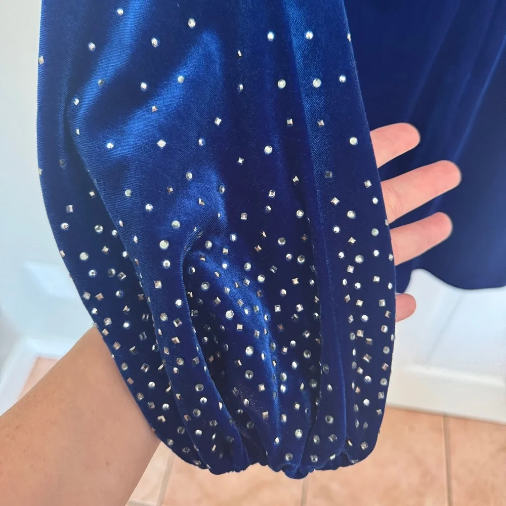 Calvin Klein Women's Velvet Embellished Sheath Dress Blue - 2 - Picture 4 of 5